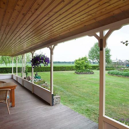 Inge's Cottage Bergen op Zoom Exteriör bild